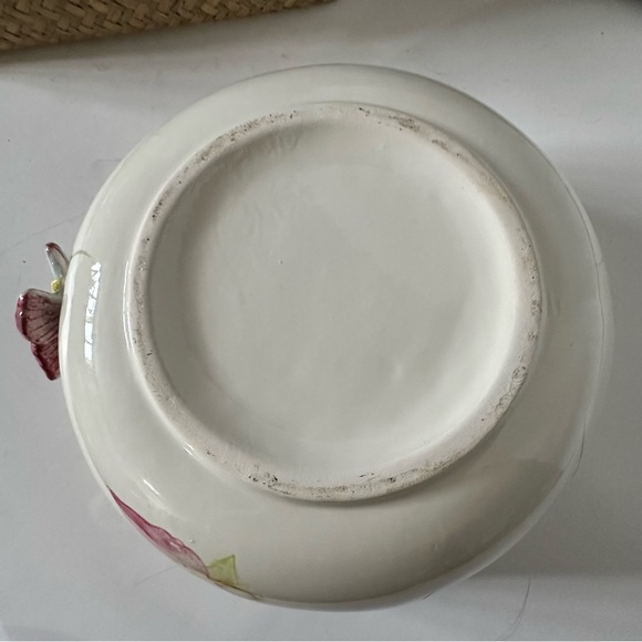 Gorgeous Vintage Butterfly Bowl - Picture 5 of 9